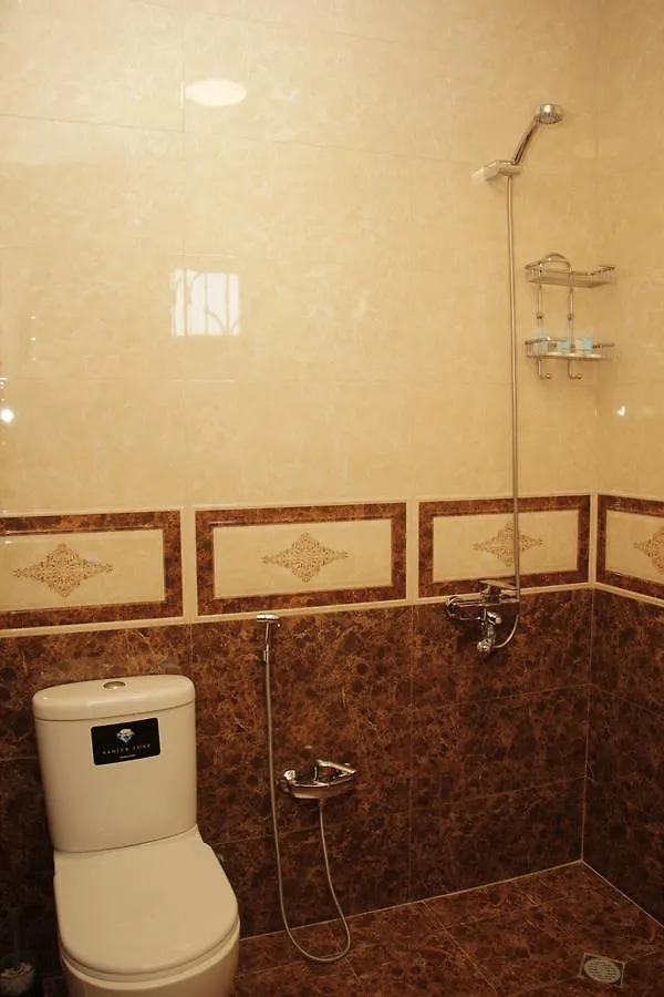 Hotel Luxor Tbilisi 3*,